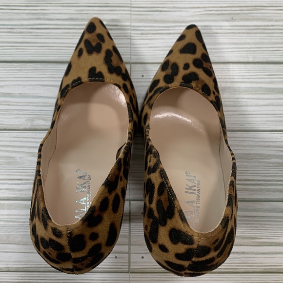 Lala Ikai leopard print high heels - Picture 7 of 10
